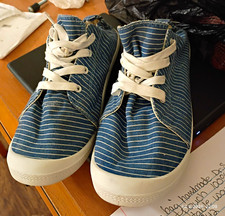 Pole Mtn Womens Canvas Striped Lace-Up Sneake...