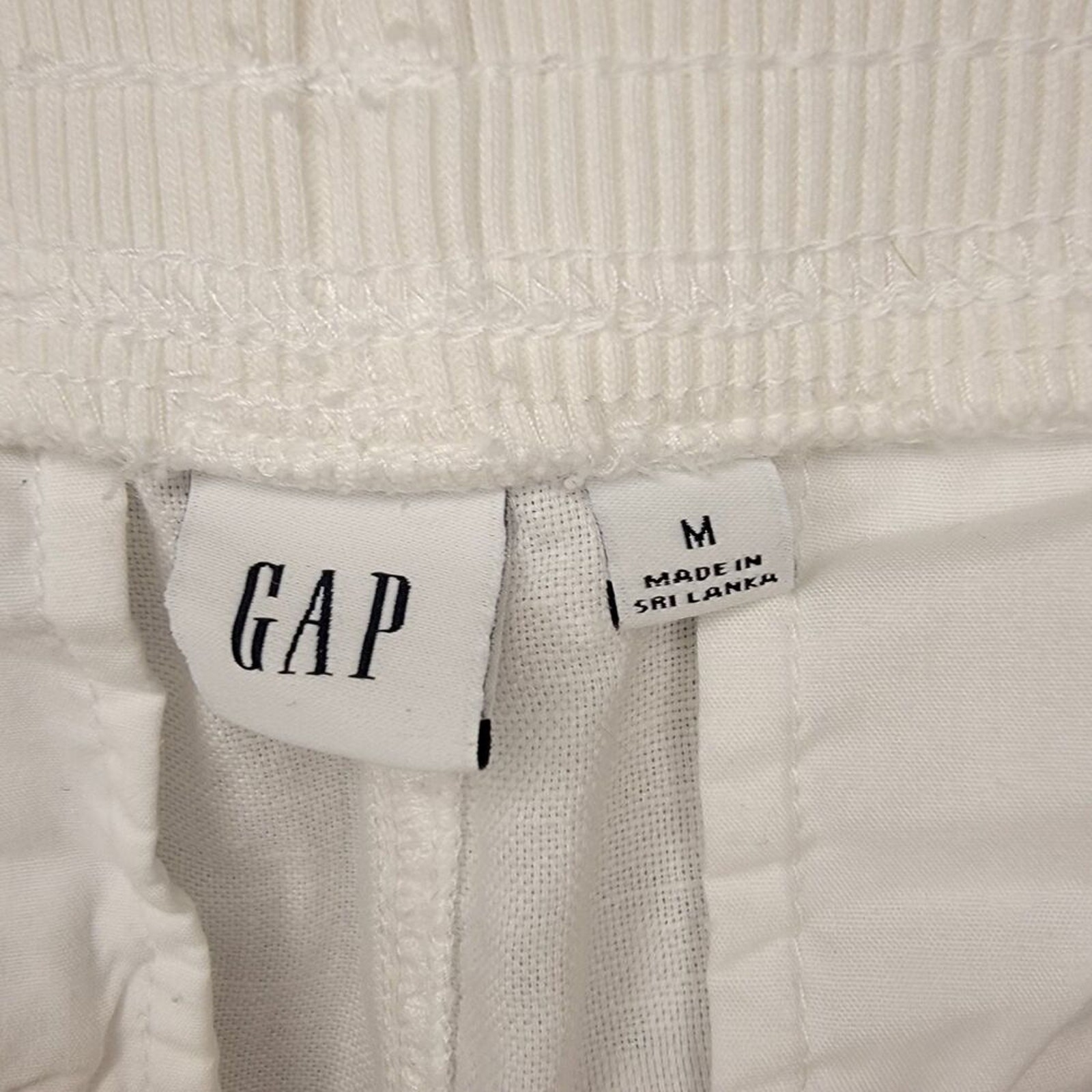 Gap Pants White Drawstrings - Size Medium - image 3
