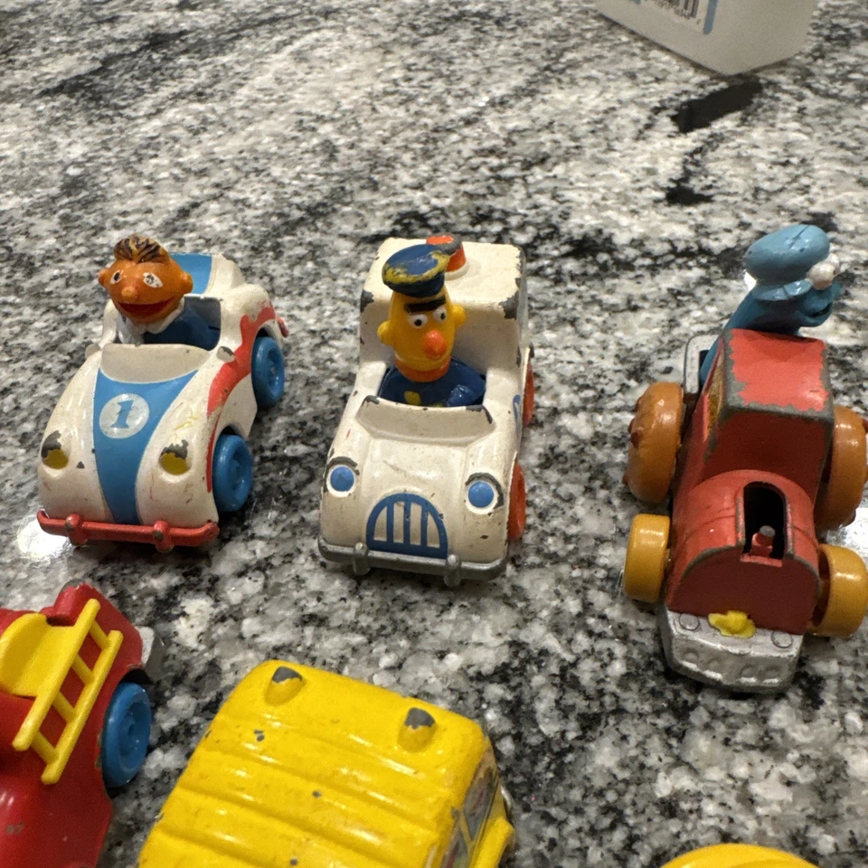 Coches diecast vintage de Sesame Street juguete de metal años 80 Playskool colección de 10 juguetes Foto 3 de 4