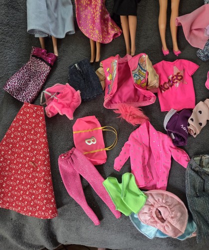 Lote de muñecas y ropa Barbie vintage de los años 80 y 90 a los modernos rockeros más - Imagen 5 de 12