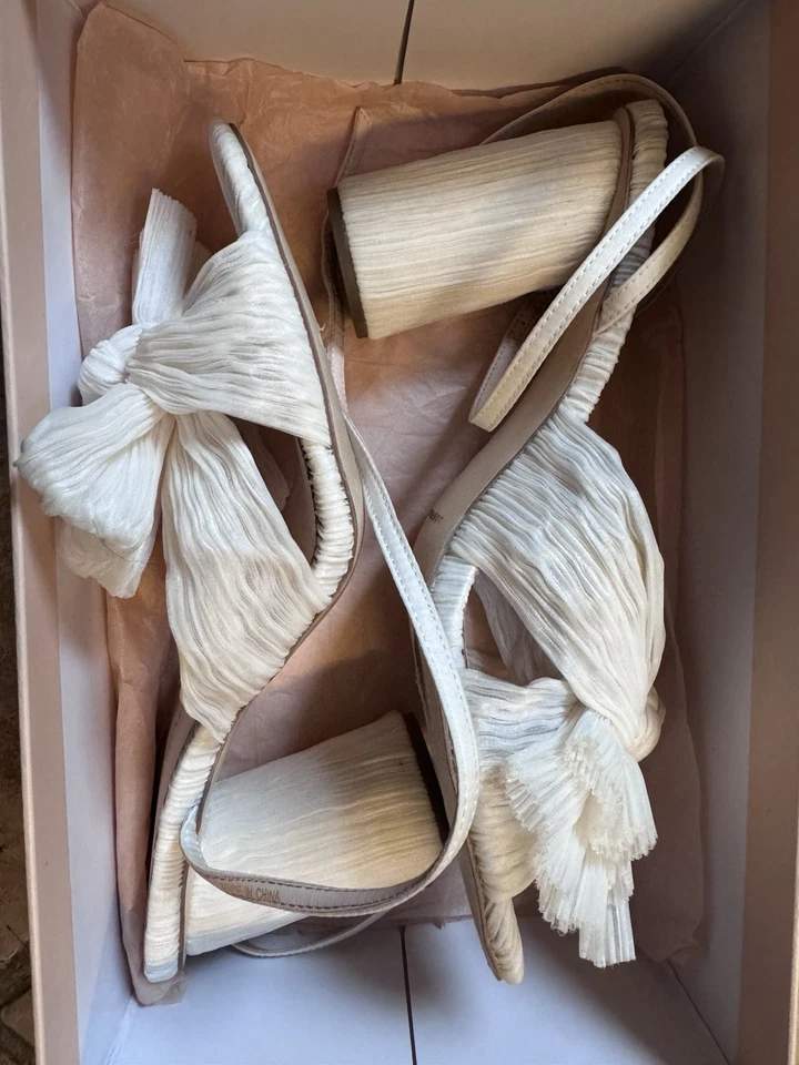 Loeffler Randall Camellia 珍珠打褶蝴蝶结高跟鞋 - 9.5 码 — 第 4/4 张图片