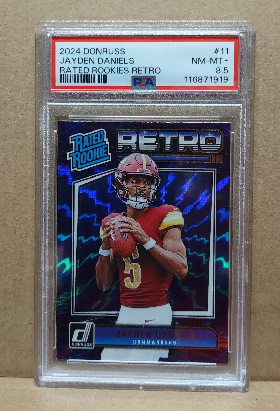 2024 Panini Donruss - Rated Rookie Retro Jayden Daniels #11 (RC) PSA 8.5