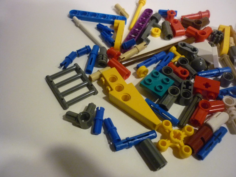 Lot De Pièces divers Lego Technic vrac kilo (3) - Photo 2/3