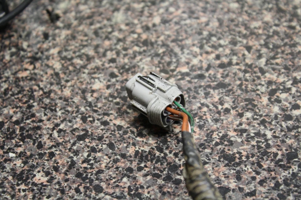 Nissan Máxima 1998 arnés conector cable puerta pasajero delantero derecho con bloqueo 98 Foto 2 de 4