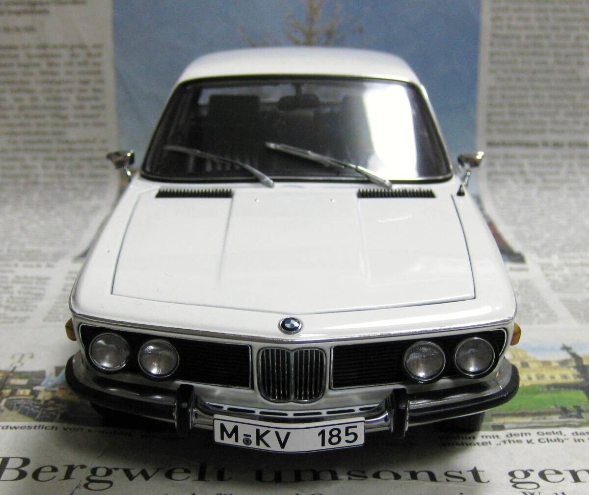 1/18 AUTOart BMW 3.0 CSi White Without Box From Japan Model 1/18 AUTOart BMW 3.0 CSi White Without Box From Japan Model