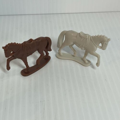 Vintage Kunststoff Vinyl Pferde Lot 1,5" x 3" 19 Pferde und 2 Reiter - Bild 2 von 13