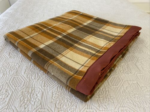 Vintage Lightweight Wool Blanket Brown Check Large Queen / King 250 cm x 235 cm - Picture 1 of 10