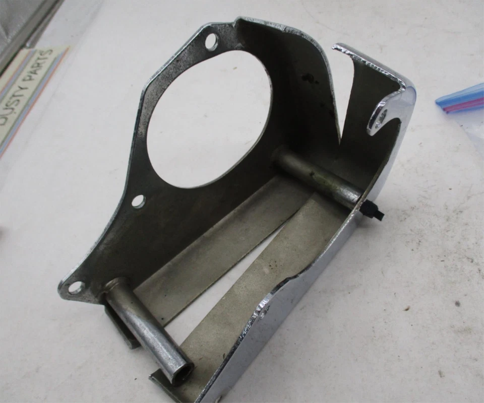 Placas de motor dianteiro pré-unidade BSA 650 A10 Super Rocket Gold Star cromado - Imagem 3 de 4