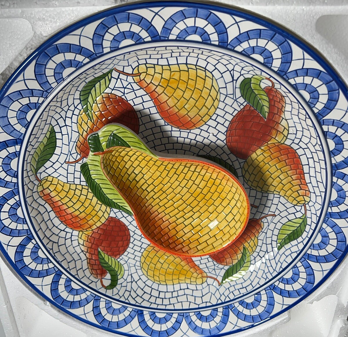 ダイワ モアザン ポーチ バーティスR セット morethan vertice Clay Art Mosaic Pear Orange Yellow Pears Blue Trim White Shallow