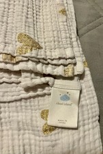Cloud Island Muslin Cotton Swaddling Baby Blanket White Gold Hearts Breathable