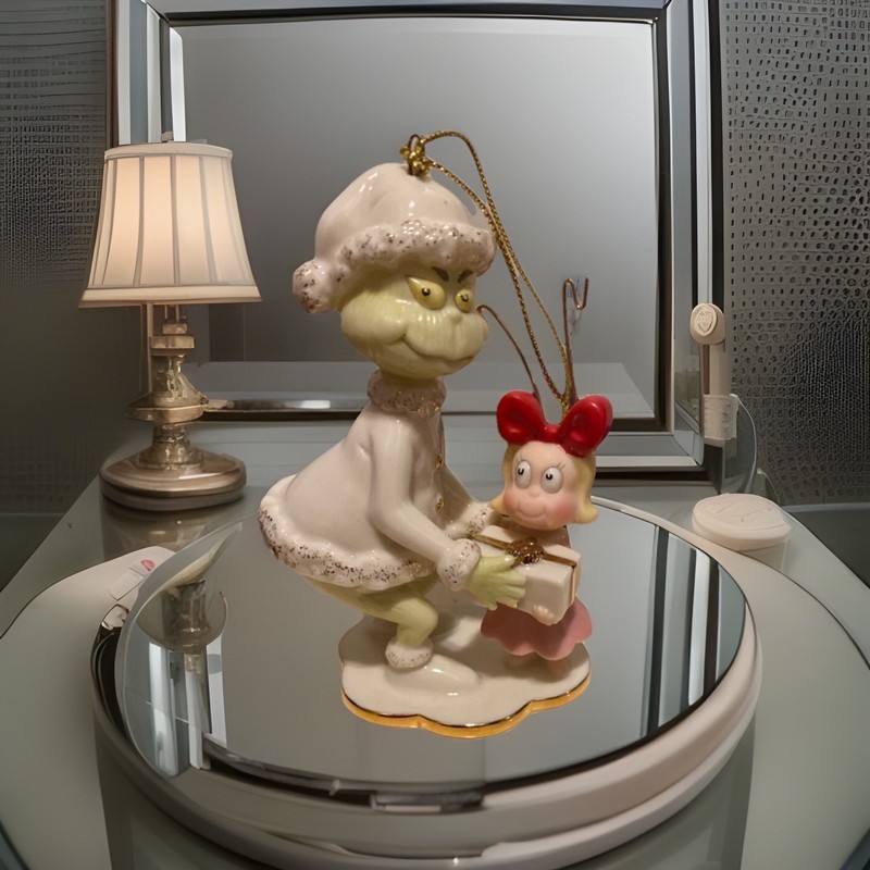 Lenox Vintage “Cindy Lou And The Grinch Too” Christmas Ornament/ Cream Box