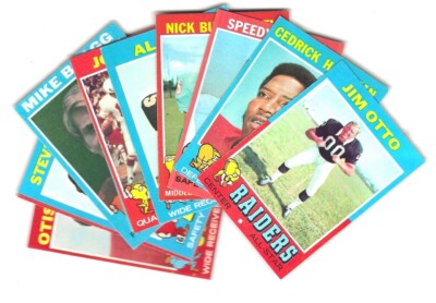 1971 TOPPS FOOTBALL CARD SINGLES  *** 75¢ EACH w/DISCOUNT ***$2.50 MINIMUM***