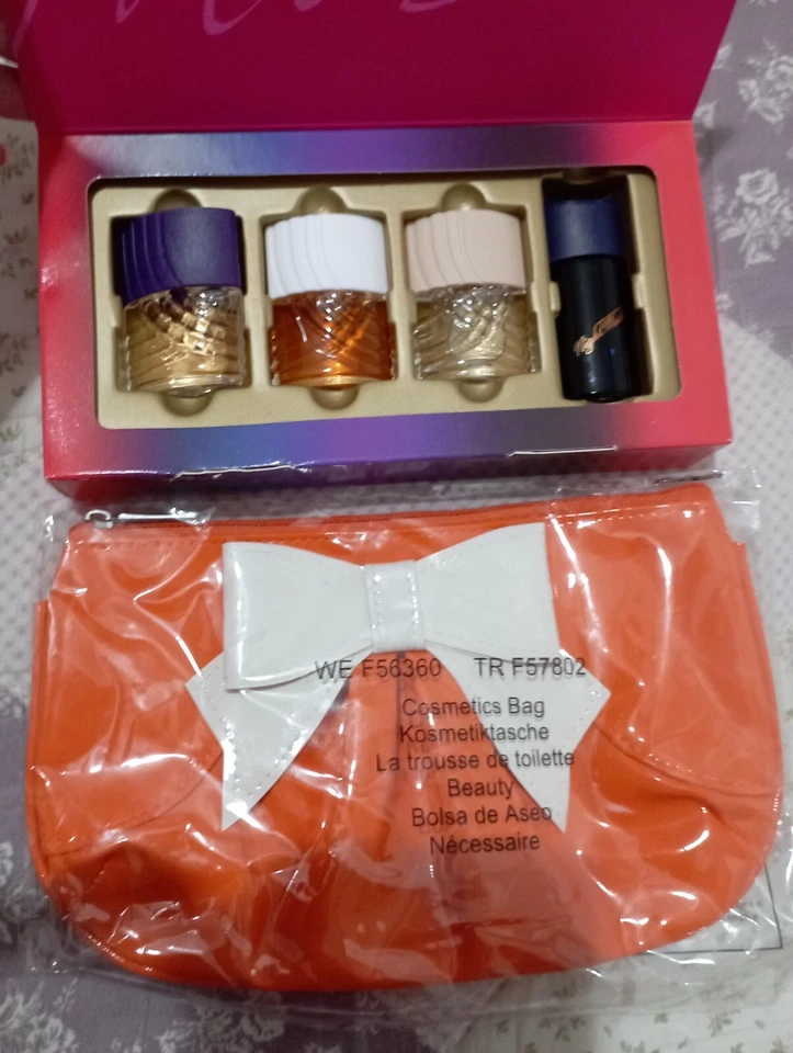 LOTE AVON:4 MINIATURAS: SOFT MUSK, NIGHT MUSK,JAMOCA, VAILLE MUSK + NECESER. - Imagen 2 de 4