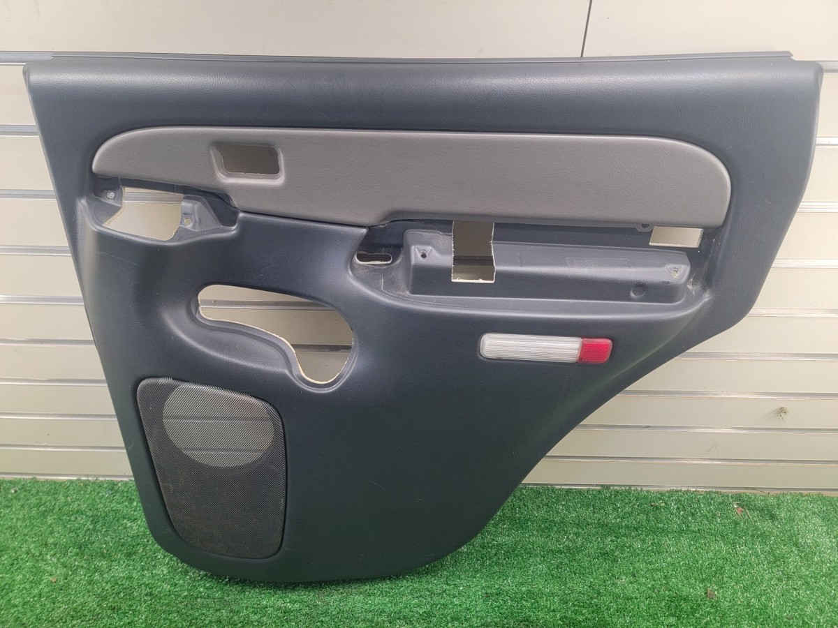 🔥99-06 Chevy Tahoe YUKON ESCALADE Interior Door PASSENGER Trim