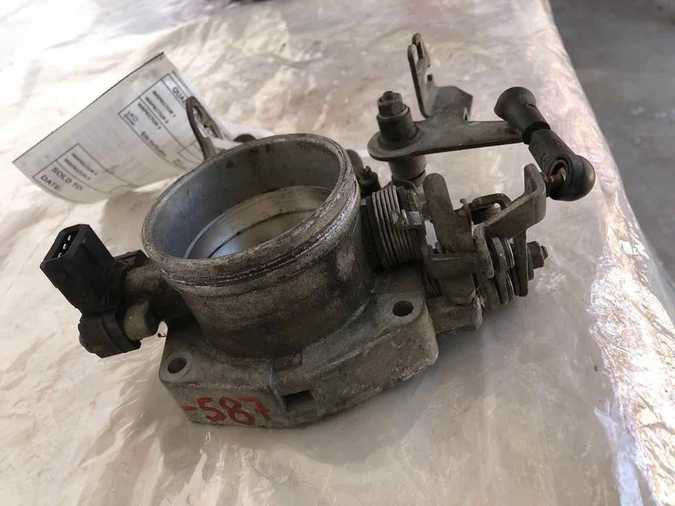 BMW 325I 1992 carrocería del acelerador conjunto de válvula sensor de posición control de tracción OEM Foto 3 de 4