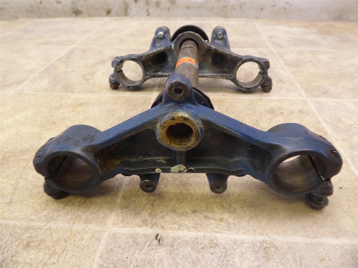 1978 Honda XL75 Enduro H881) triple tree steering stem clamp