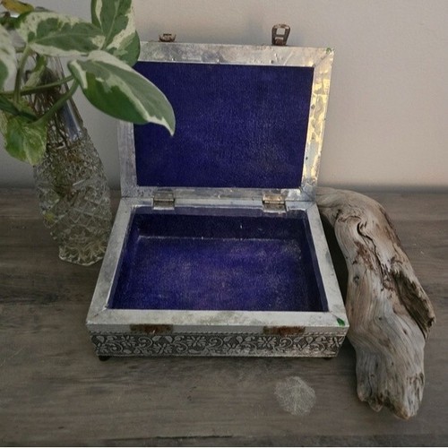 Vintage Silver Plated Velvet Lined Jewellery Box | 1940s - Picture 3 of 10