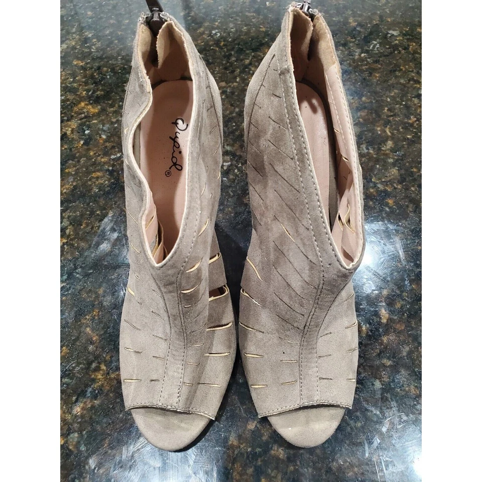 Botas al tobillo Qupid para mujer de cuero tostado liso con cremallera enjauladas talla 8 Foto 2 de 4