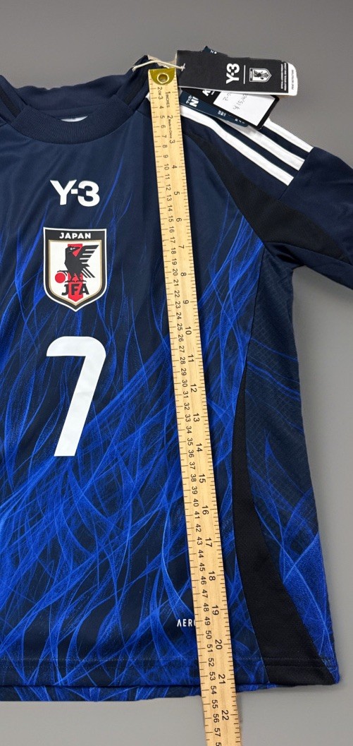 E*e様 adidas MITOMA 7番ジャージ 日本代表 XL サイズ　20 Kaoru Mitoma #7 Adidas Japan National Football Team Jersey 2024 Y
