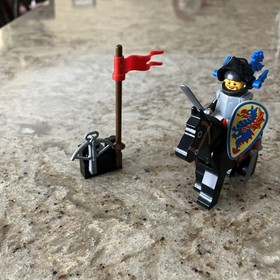 LEGO SET 6009 "CASTLE BLACK KNIGHT"   -  No BOX