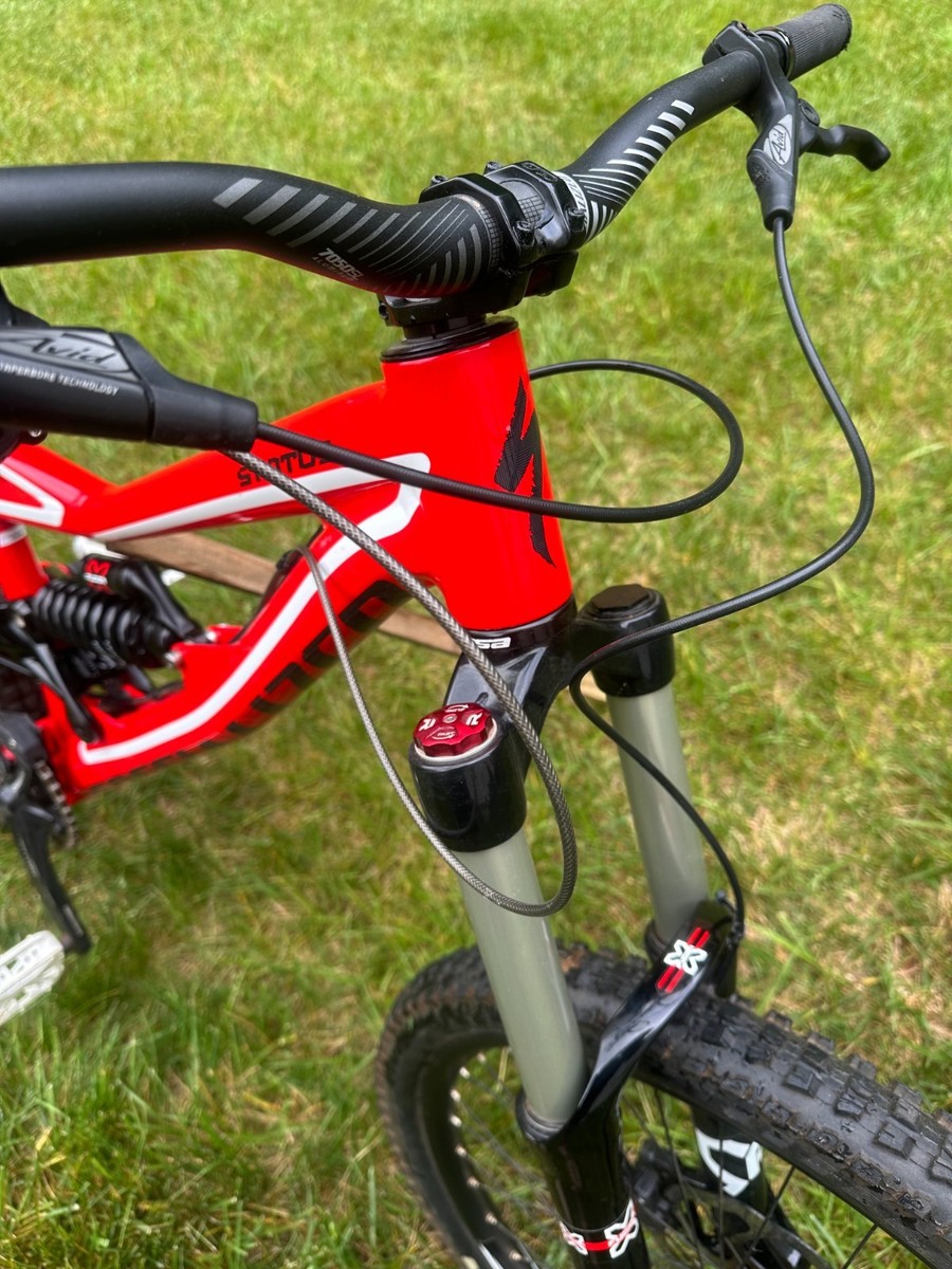 Specialized Status 1 Downhill Mountain Bike 2014 Red Color Medium