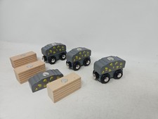 Brio World Wooden Railway Brio 3 X Cargo Car w/ Gold Box Cargo Tank Engine GUC