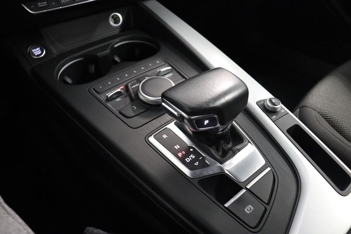 Audi A4 2,0 TDi 190 S-tr.