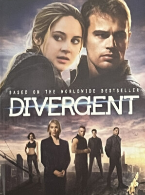 DIVERGENT (Blu-Ray + DVD + Book) Like New FREE SHIPPING | eBay