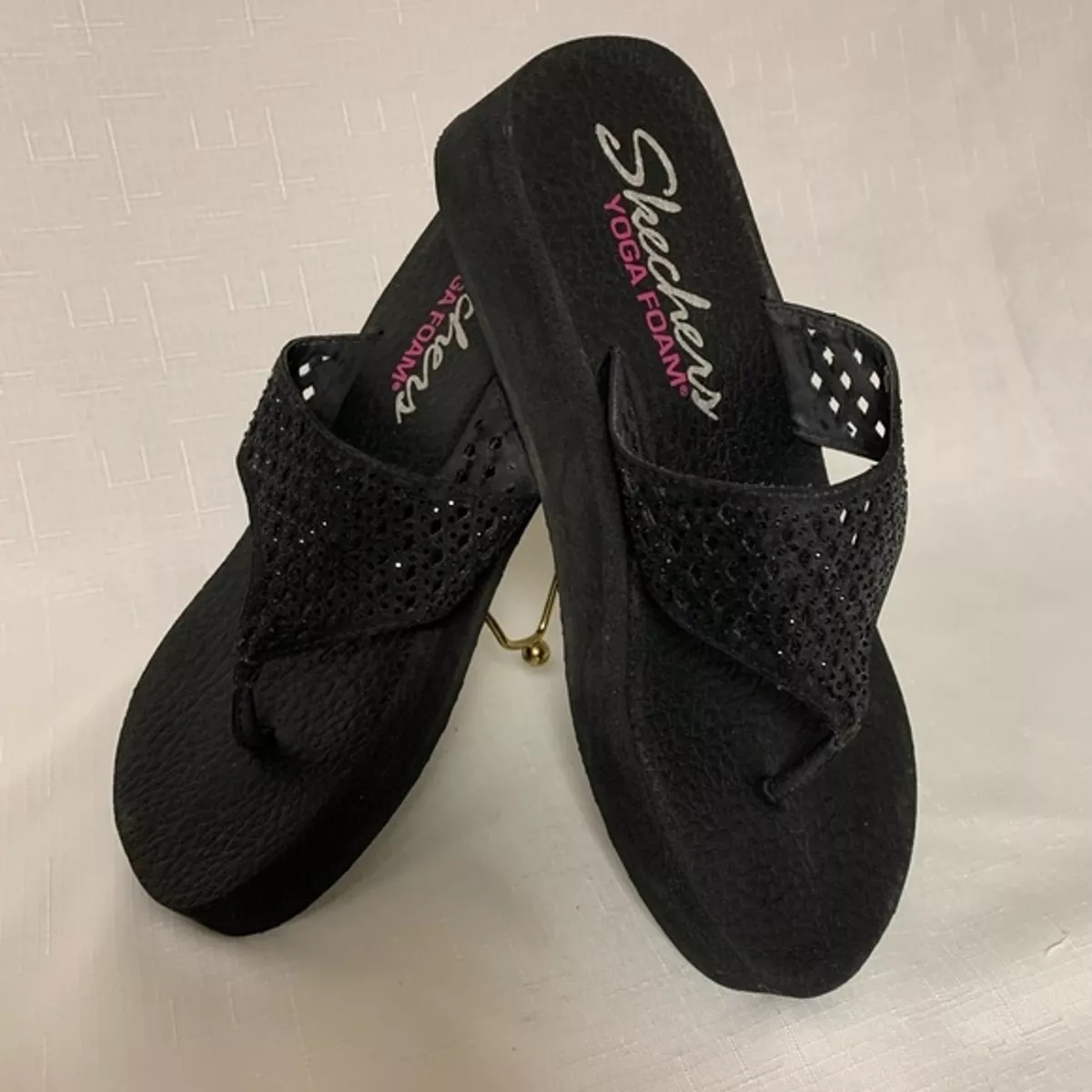 Skechers Yoga Foam Sandals Women 7 Black Platform Wedge Flip Flop