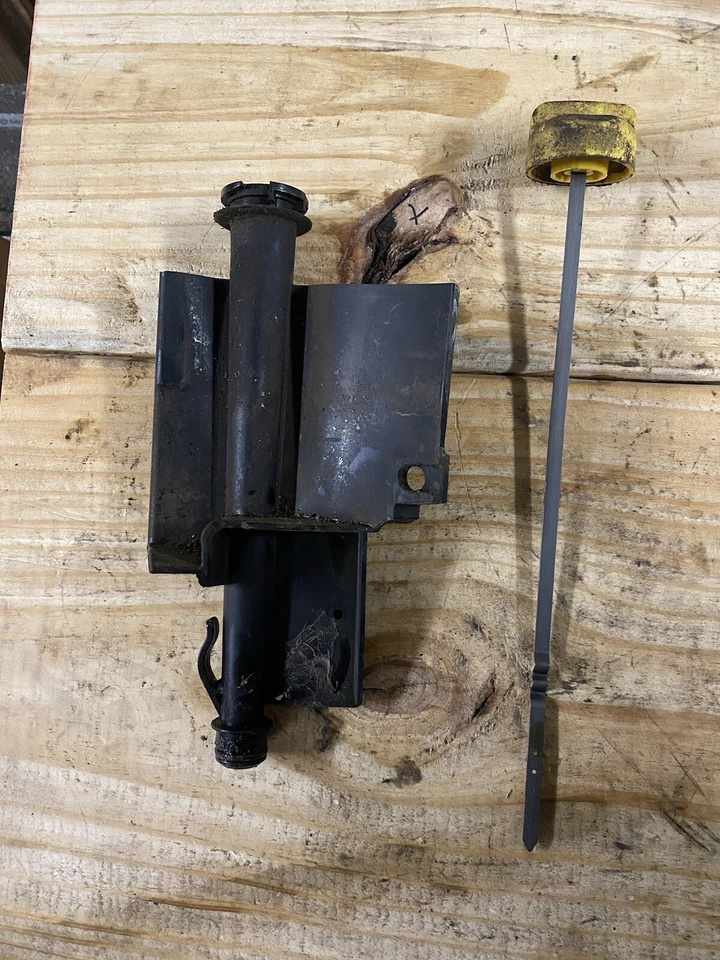 Briggs & Stratton 15.5 hp Intek 31R707-0001-G1 Engine Oil Dip Stick Assembly  - Imagem 2 de 3