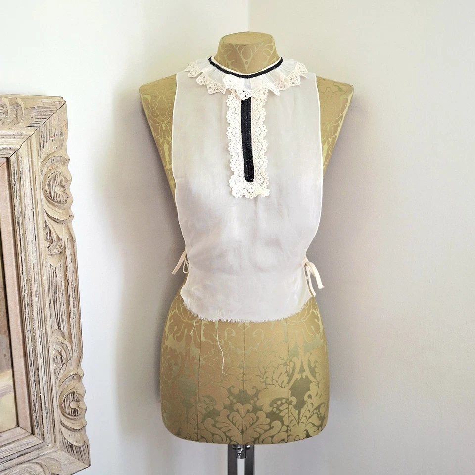 Antigua RARA Blusa Principios de 1900 Inserto Corpiño Encaje Volantes Cuello Lentejuelas Negras  Foto 2 de 4
