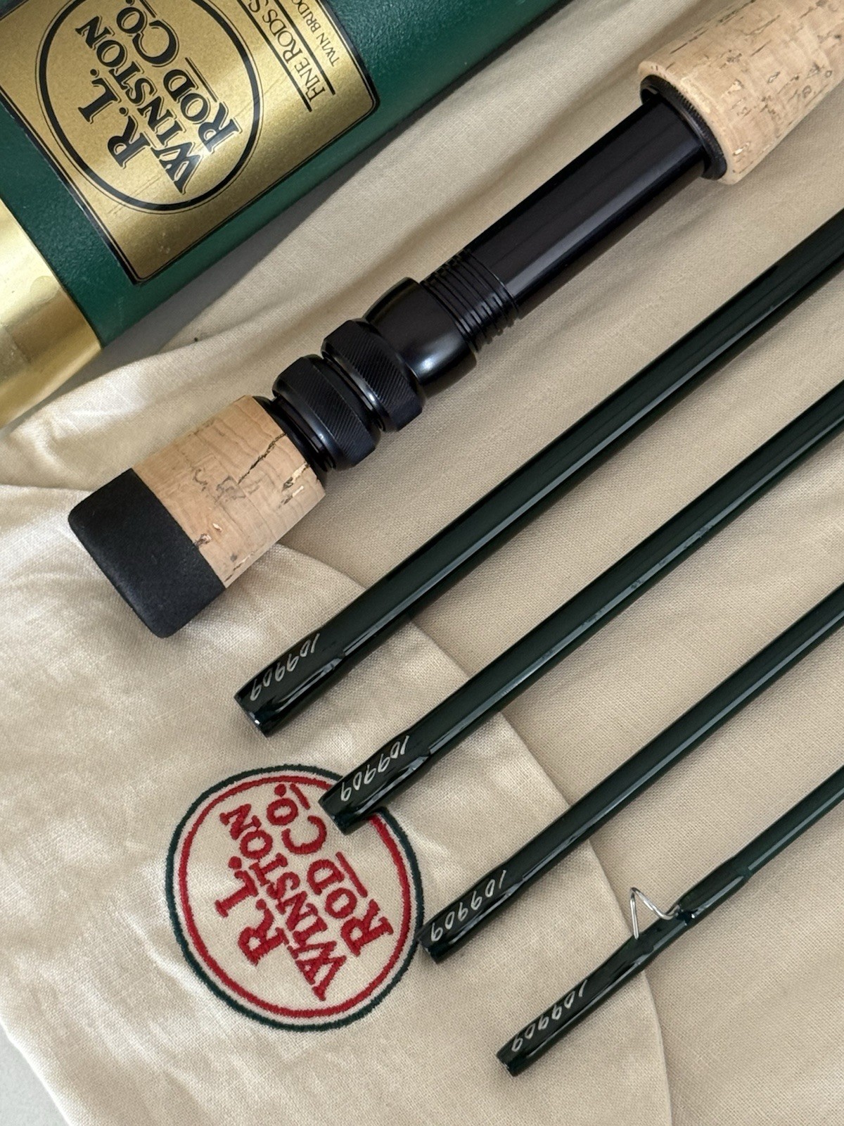 **BEAUTIFUL**🔥R L WINSTON BORON XTR5.  8wt. 9&rsquo;ft FlyRod