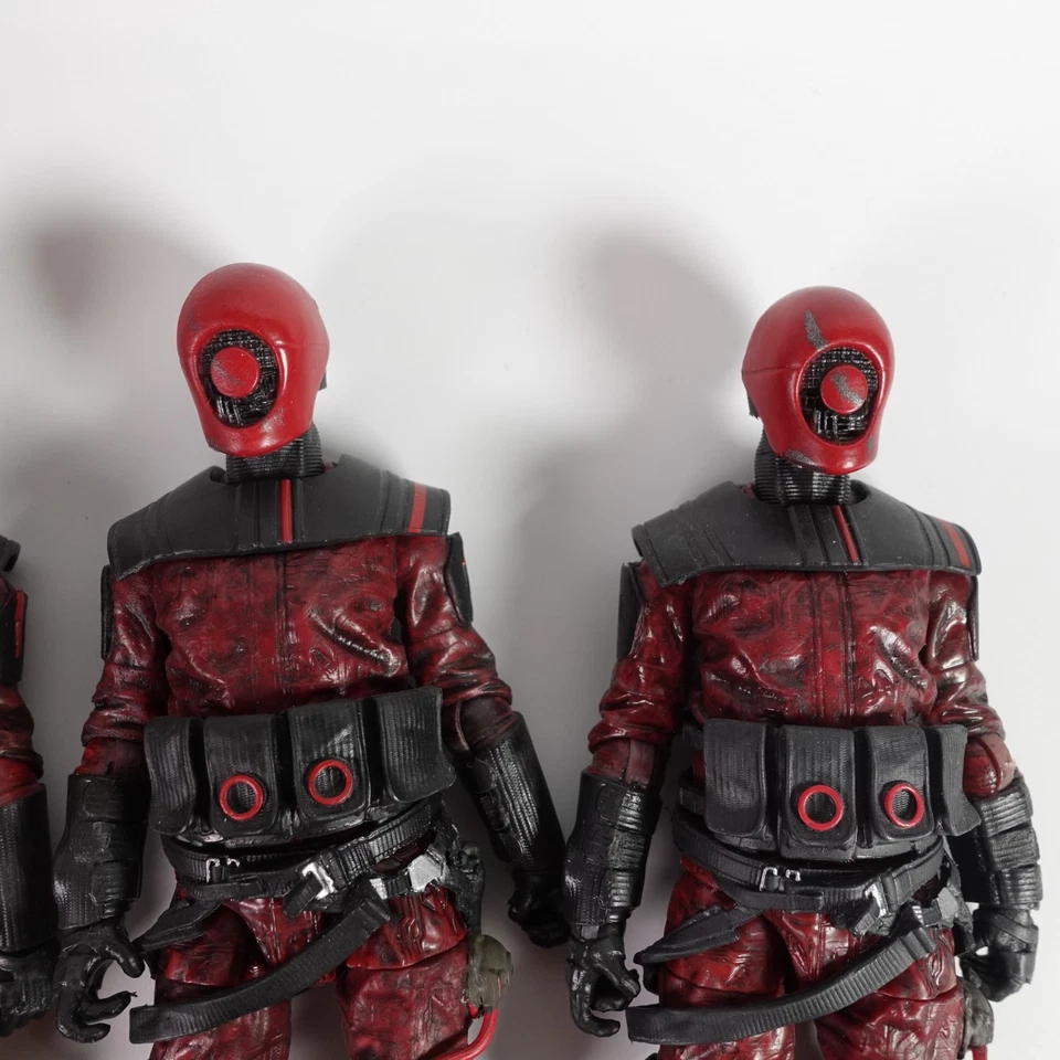 Lote de 4 figuras de acción Hasbro de 6" serie negra de Star Wars Guavian Enforcer Foto 3 de 4