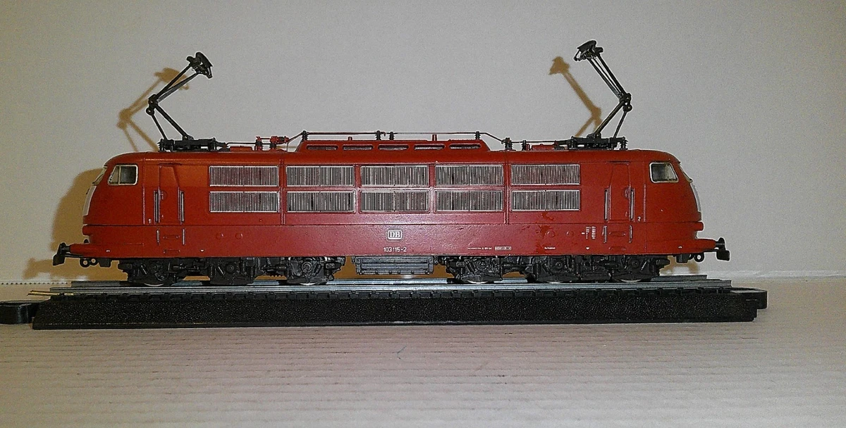 Märklin Red HO Scale Model Railroad Electric Locomotives for sale