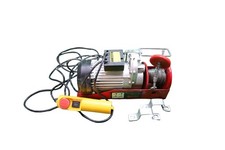 VEVOR Elektrische Seilwinde 600 kg 12 m 1150 W Seilzug Motorwinde 230 V