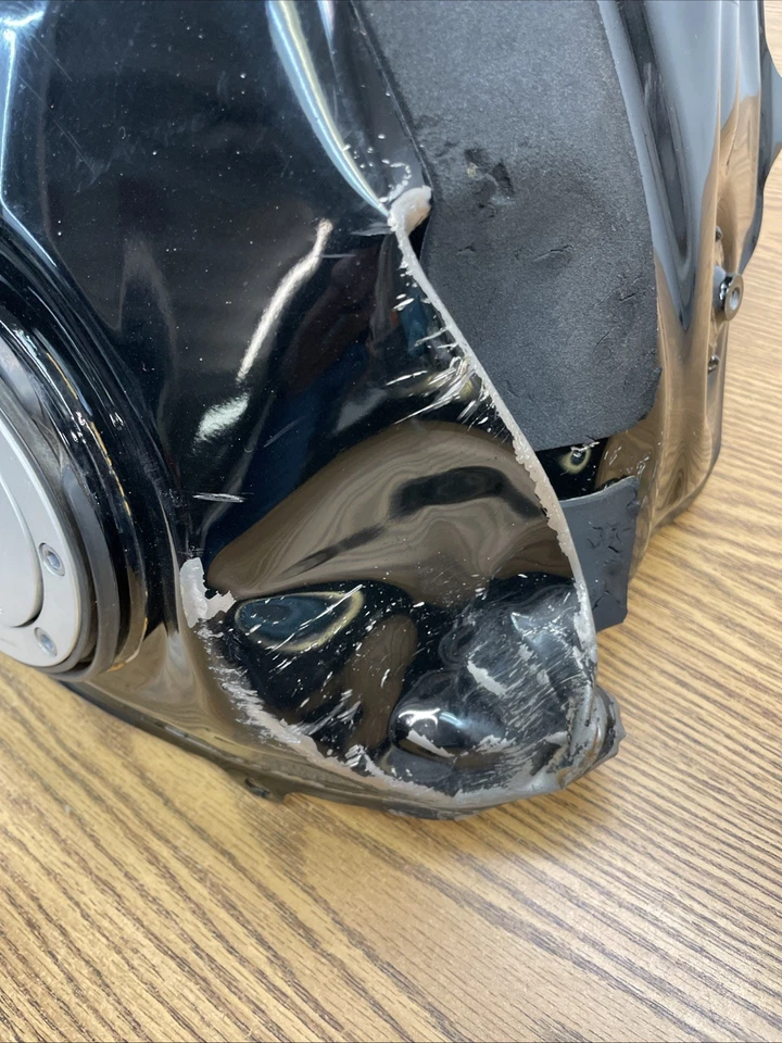 PIEZA TANQUE COMBUSTIBLE HONDA CBR600RR 2014-2022 # 17500-MJC-A00 Foto 4 de 4