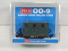 PECO GR 590A - FR 4 WHEEL BRAKE VAN/1 BALCONY - EXC BOXED CON - OO9 NARROW GAUGE