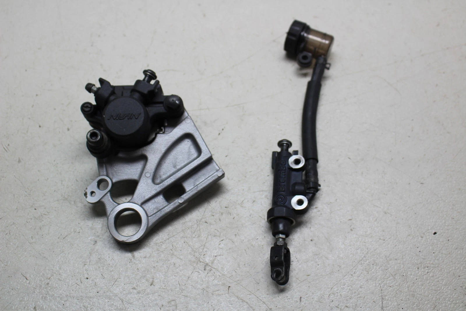 2022-2024 Yamaha Xsr900 Brembo Rear Brake Master Cylinder W Caliper