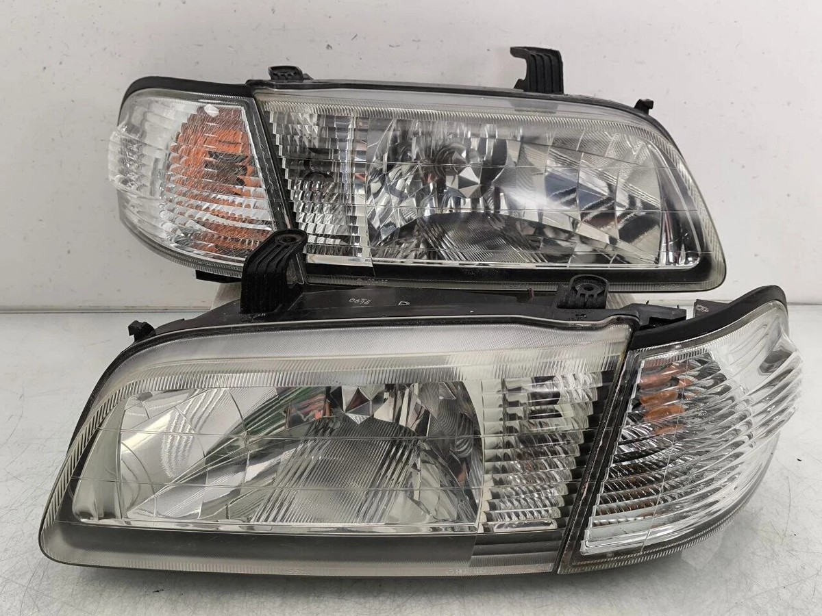 JDM Nissan 1998-2002 SUNNY B15 Chrome HALOGEN Headlight Head Lamp