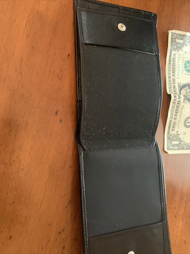 Cartera TRUSSARDI Hombre Negra - Cuero Suave y Duradero Ret 225USD  Foto 4 de 4