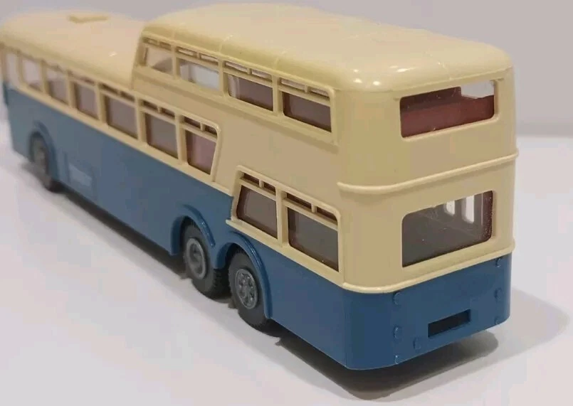 Autobuses Brekina Mercedes-Benz O317 x2 W. Alemania 1986 HSB y KVG libreas en caja HO Foto 4 de 4