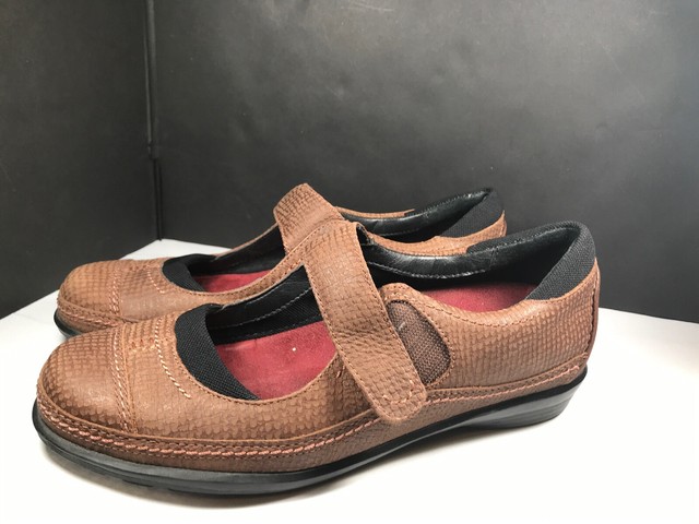 aetrex mary jane shoes on sale