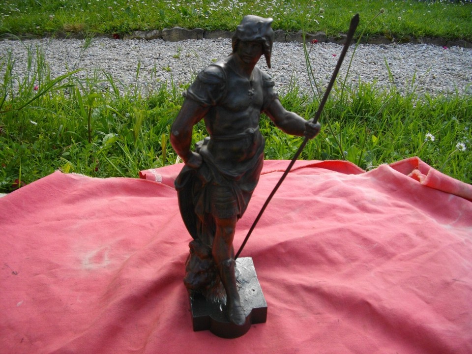 Statue Régule soldat du moyen age d' émile louis PICAULT (1833/1915) H