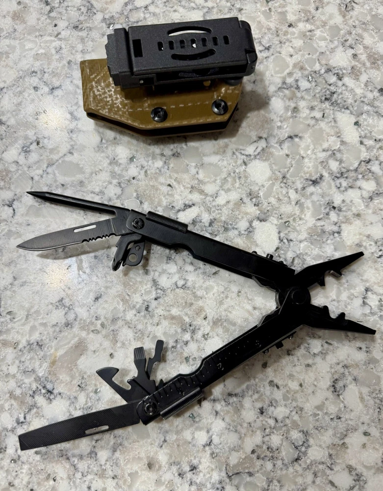 multi tool with kydex holster