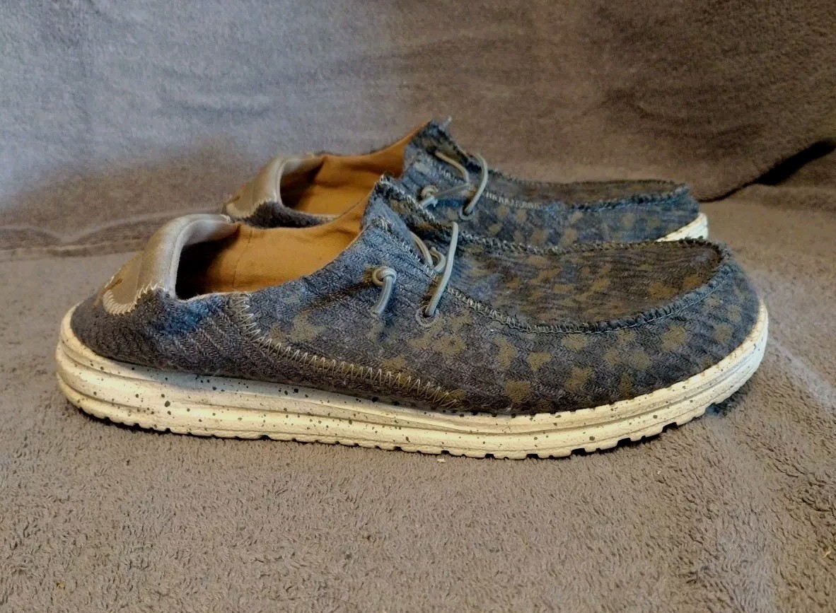 Hey Dude Buckle Exclusive Wendy Sox Pieced Leopard Women's Size