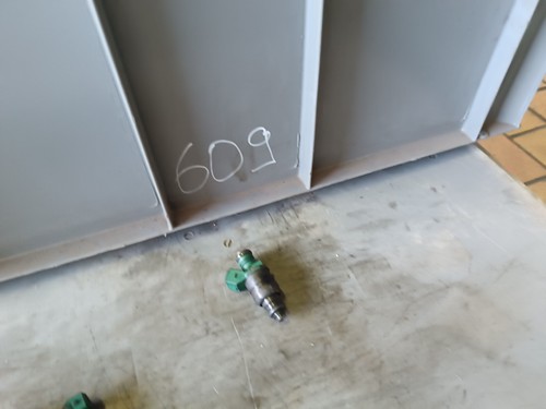 Seat Skoda VW Audi  Einspritzdüse Einspritzventil grün 037906031AA Original