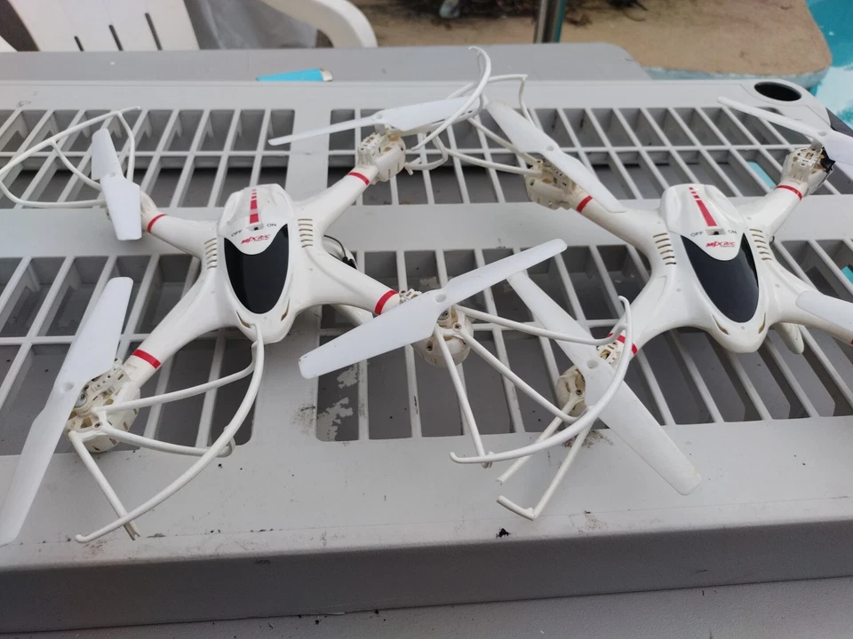 Pair of mjx r/c quadcopter untested as is - Image 4 of 4