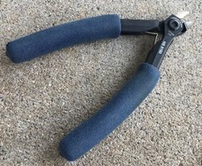 HS 8160 Lindstrom diagonal side wire cutter, cuts