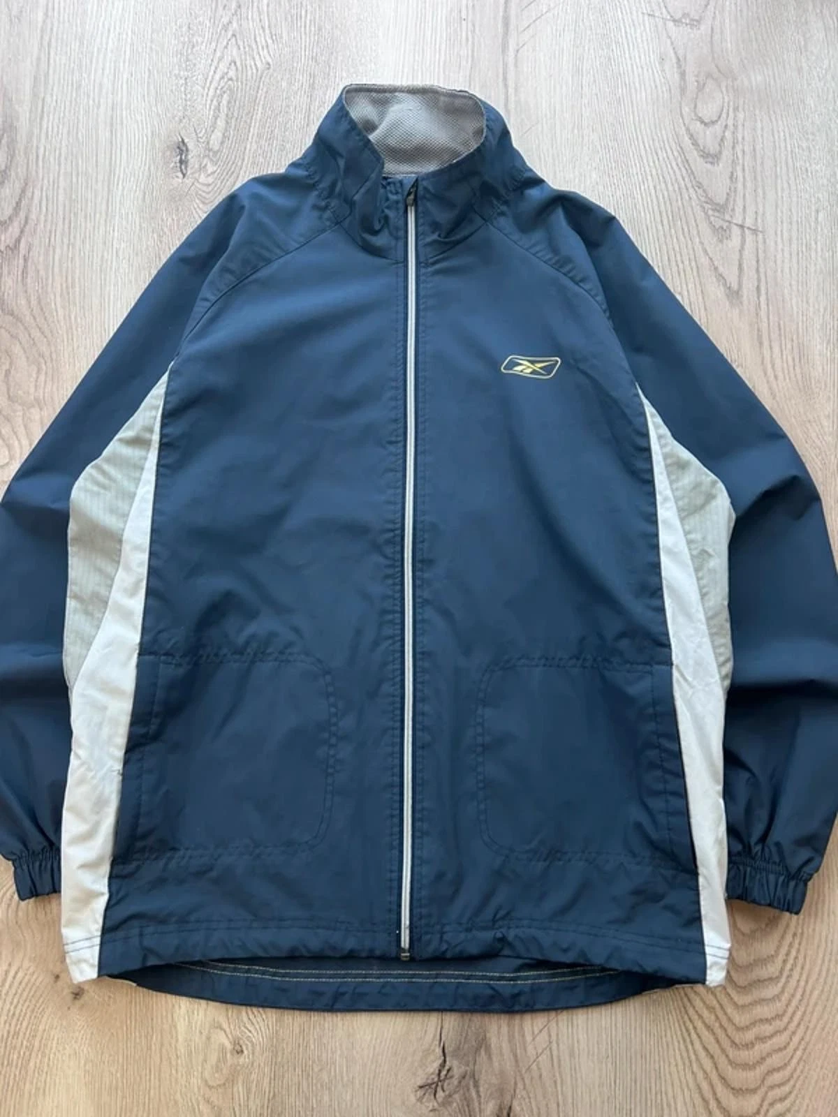 Men’s s small vintage Reebok windbreaker track jacket summer festival