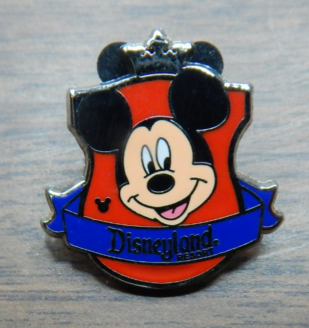 AUTHENTIC DISNEY  MICKEY MOUSE DISNEYLAND RESORT PIN HIDDEN MICKEY